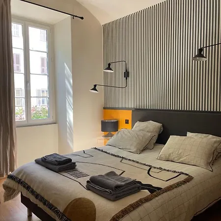 Апартаменты F3 Elegant En Plein Centre Ville. Аяччо