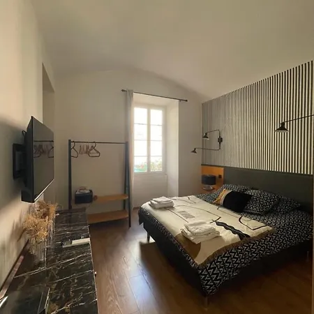 F3 Elegant En Plein Centre Ville. Appartement Ajaccio (Corsica)